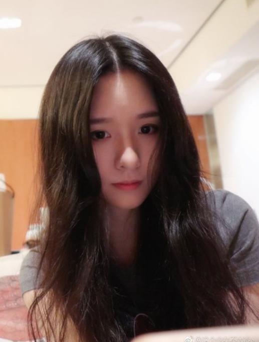 撸姐色av,揭秘网络色情内容的阴暗面